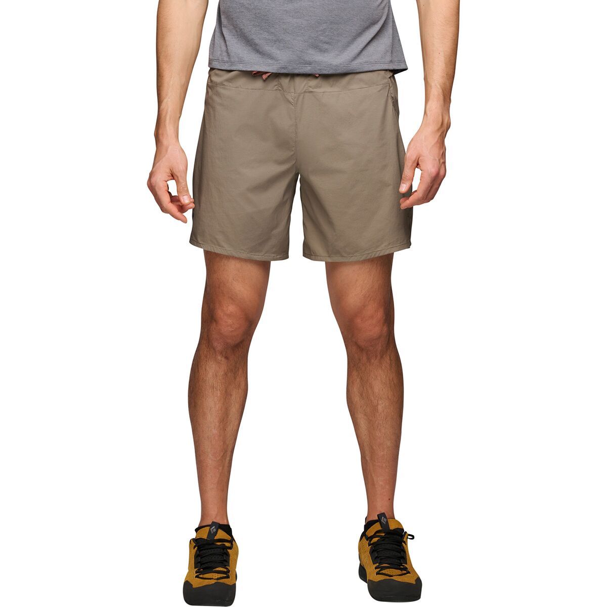 Black Diamond Men's Distance 7in Short in Walnut - Size: Small