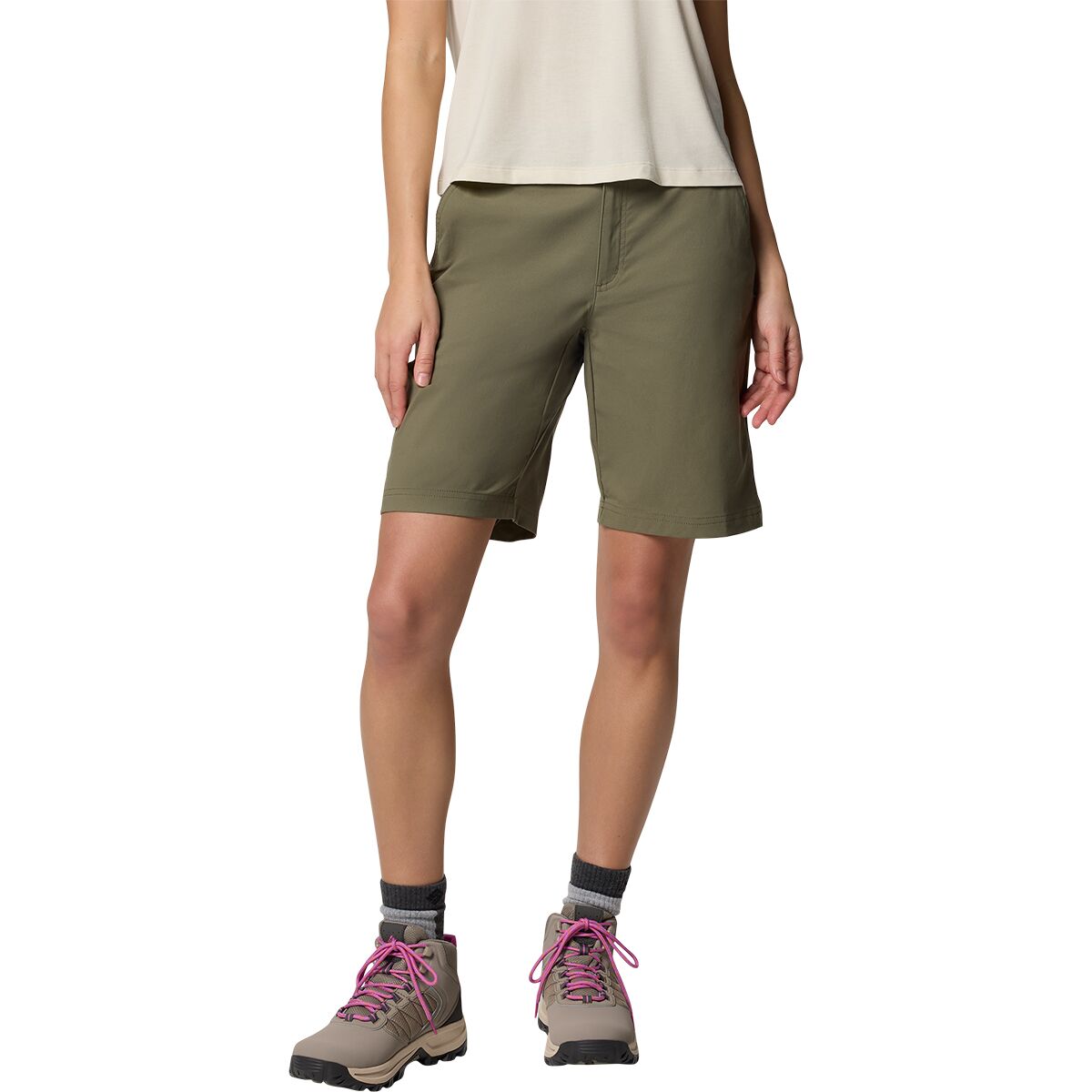 Columbia Women's Leslie Falls II 9in Long Short - Size: 8