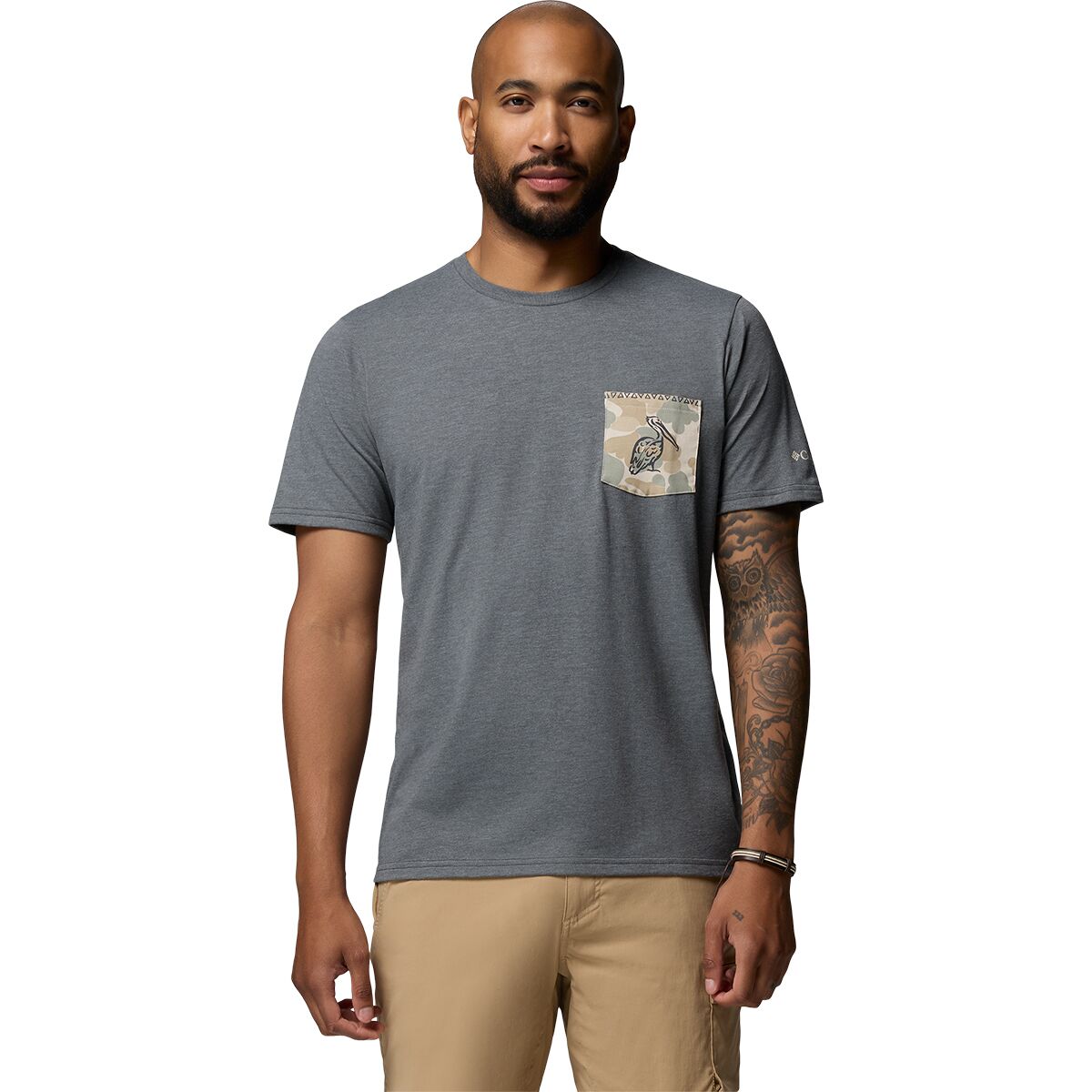 Columbia Men's Wild Cast Short-Sleeve Pocket T-Shirt in Shark - Size: Small