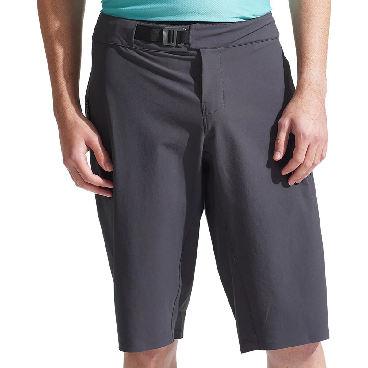 PEARL iZUMi Men's Elevate Shell Short in Phantom - Size: 36
