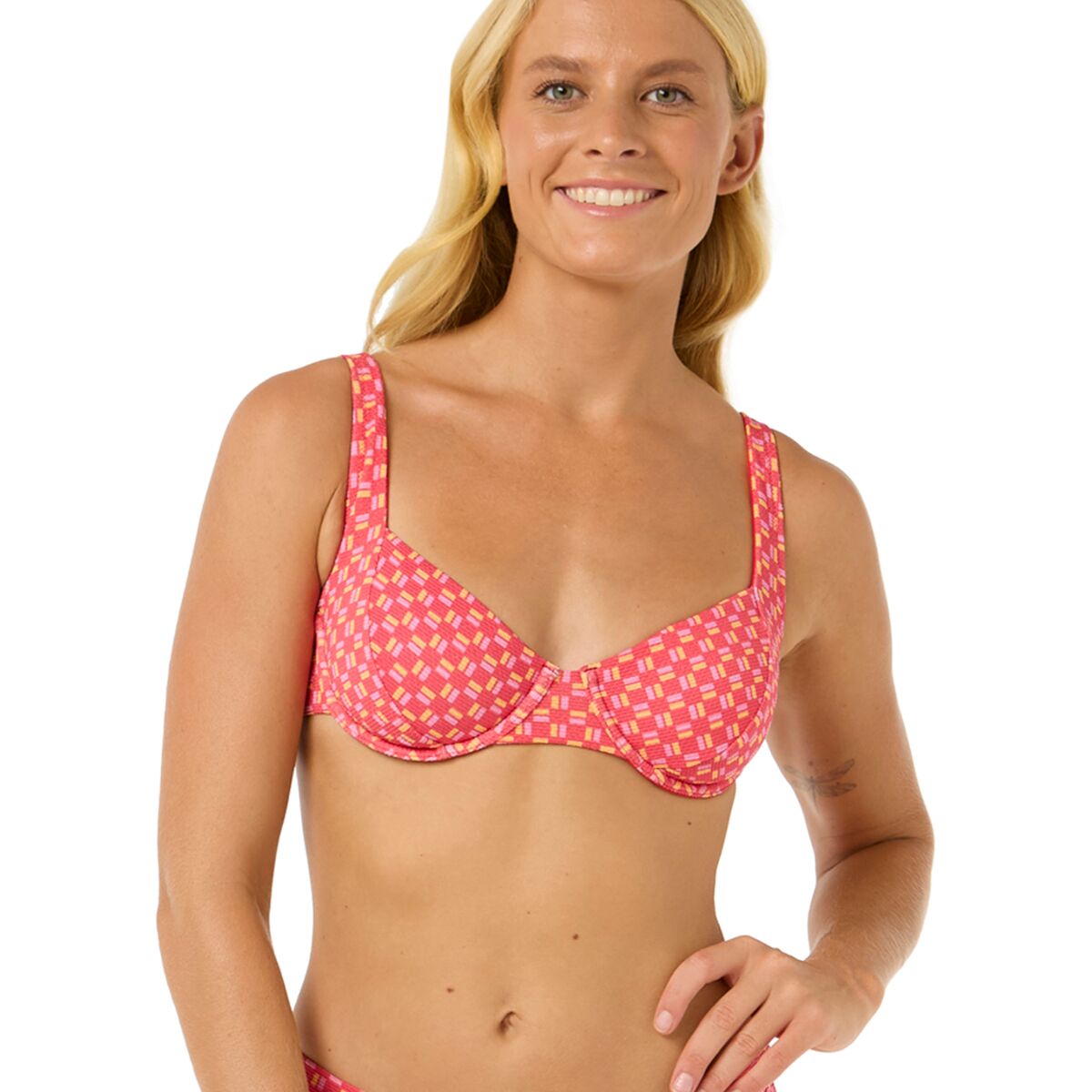 Rip Curl Women's Shell Cove D-Cup Balconette Bikini Top in Red - Size: Small