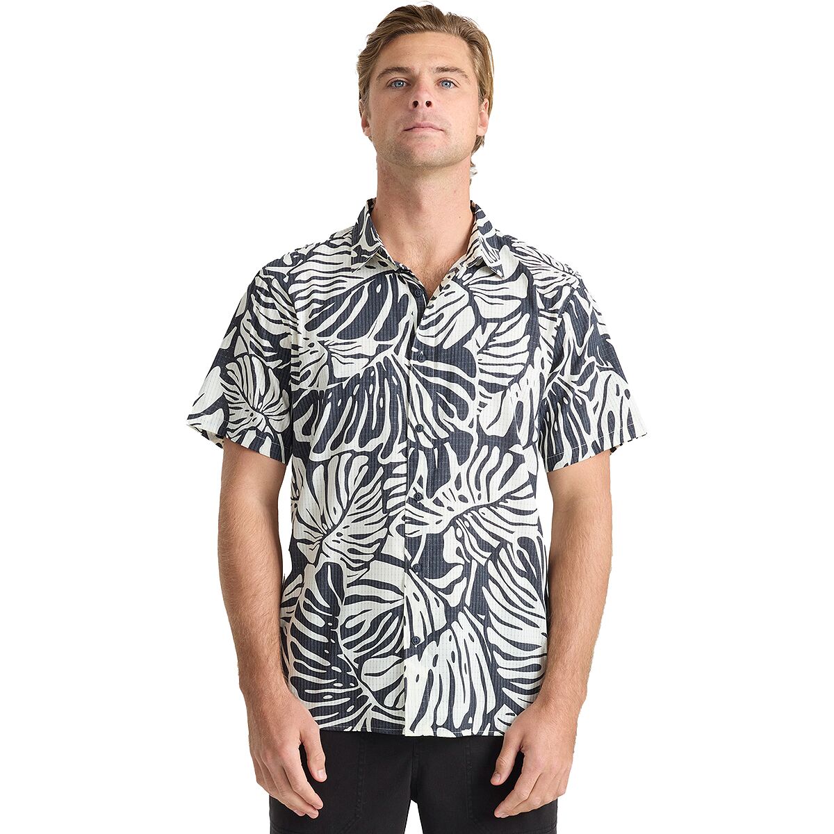 Roark Roark Men's Bless Up Short-Sleeve Shirt in Black Monstera - Size: Small - $64.32 at Steep and Cheap