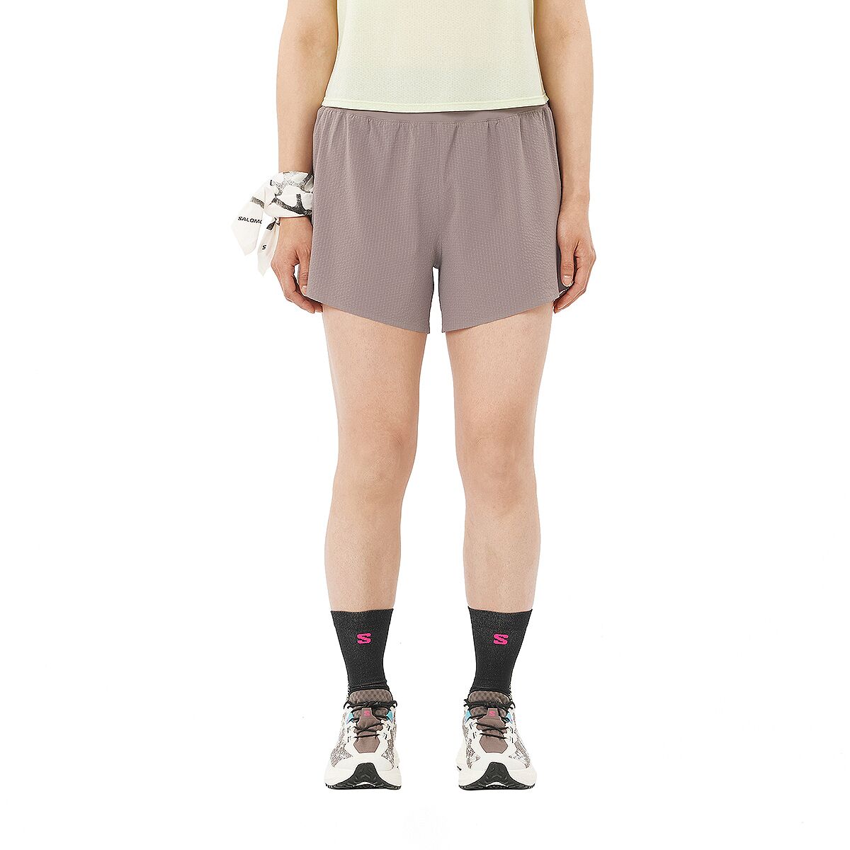 Salomon Women's Sense Aero Stow 4in Short in Iron - Size: XL