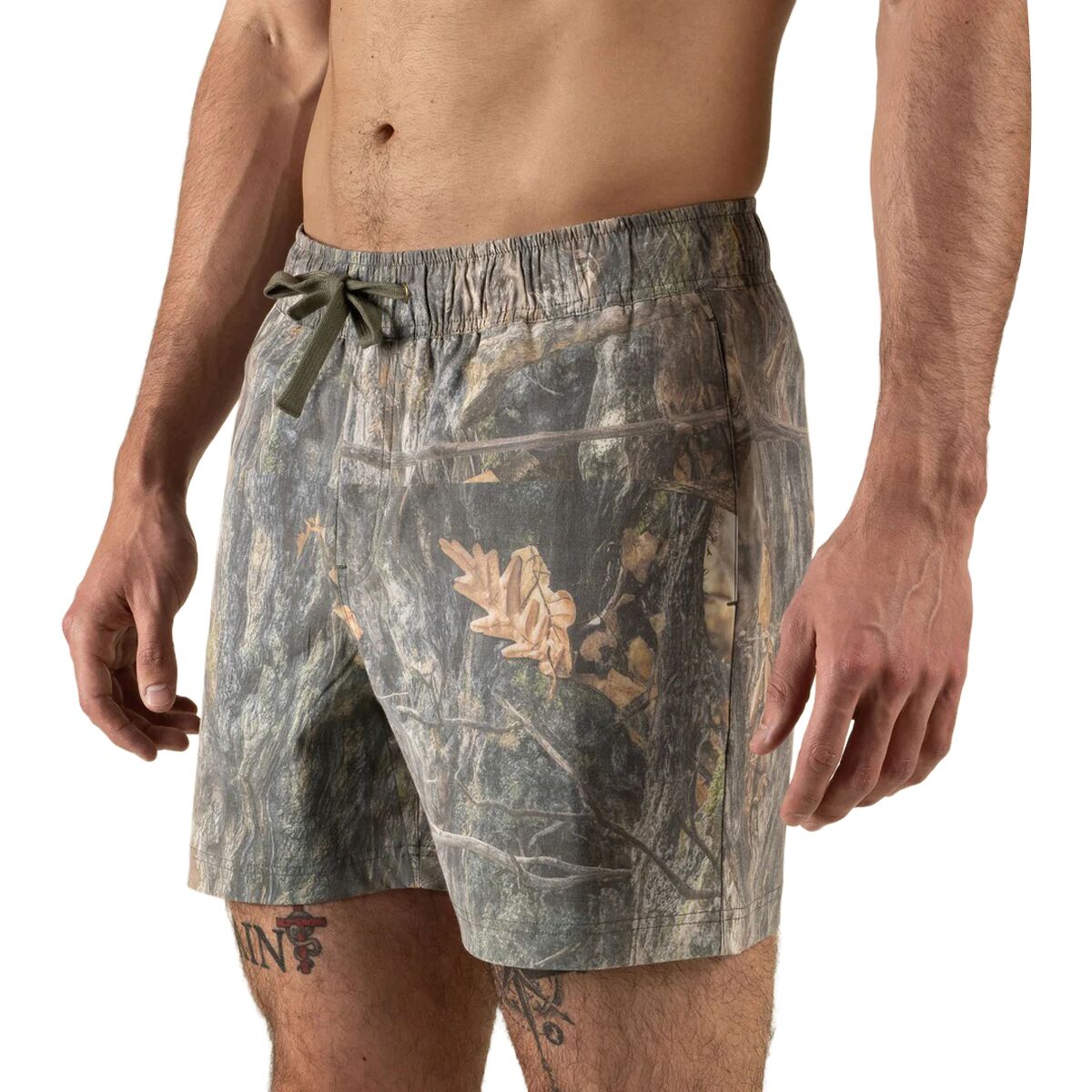 Sendero Provisions Co. Men's The Barton Elastic Boardshort in Will Tree Camo - Size: Small