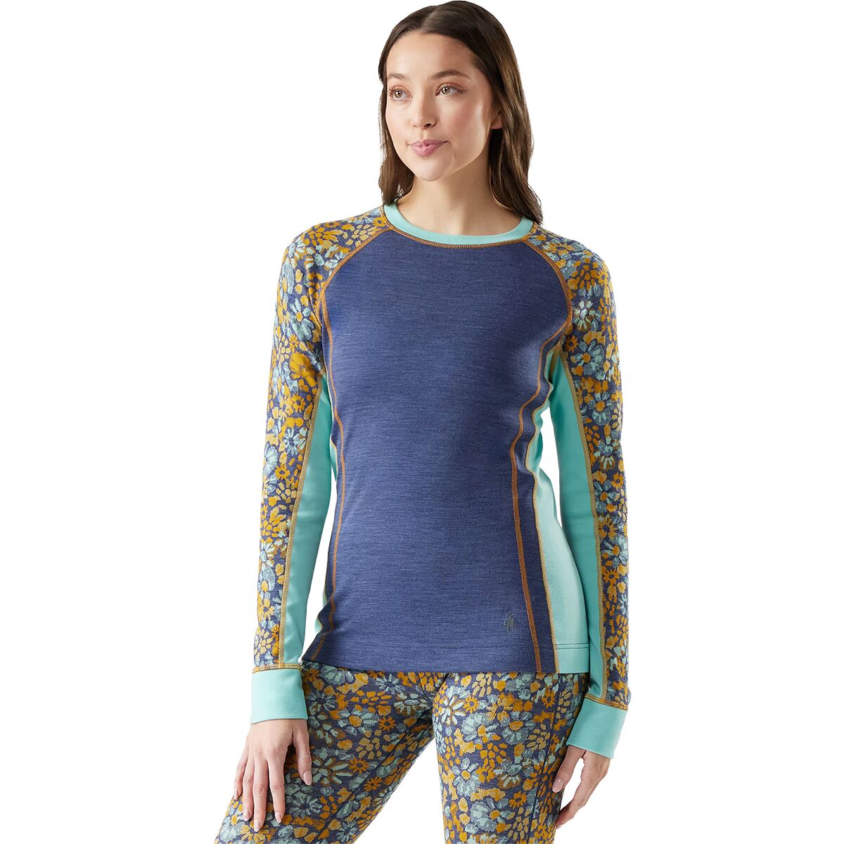 Smartwool Women's Classic Thermal Merino Colorblock Baselayer Crew in Nightfall Blue Heather - Size: Medium