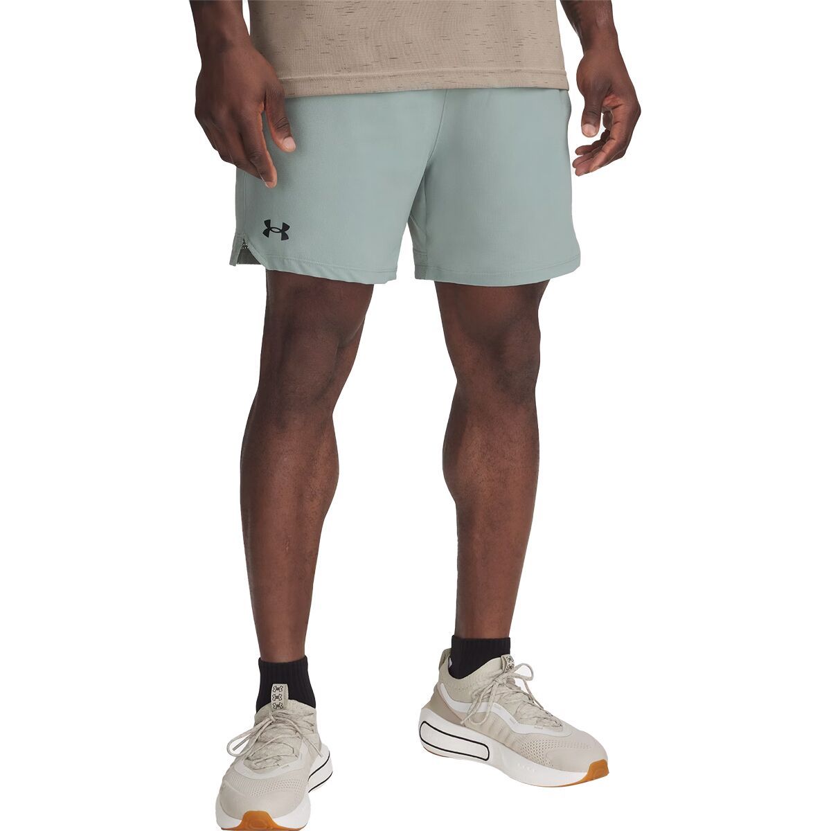 Under Armour Men's Vanish Woven 6in Short in Silica Green / Black - Size: Small