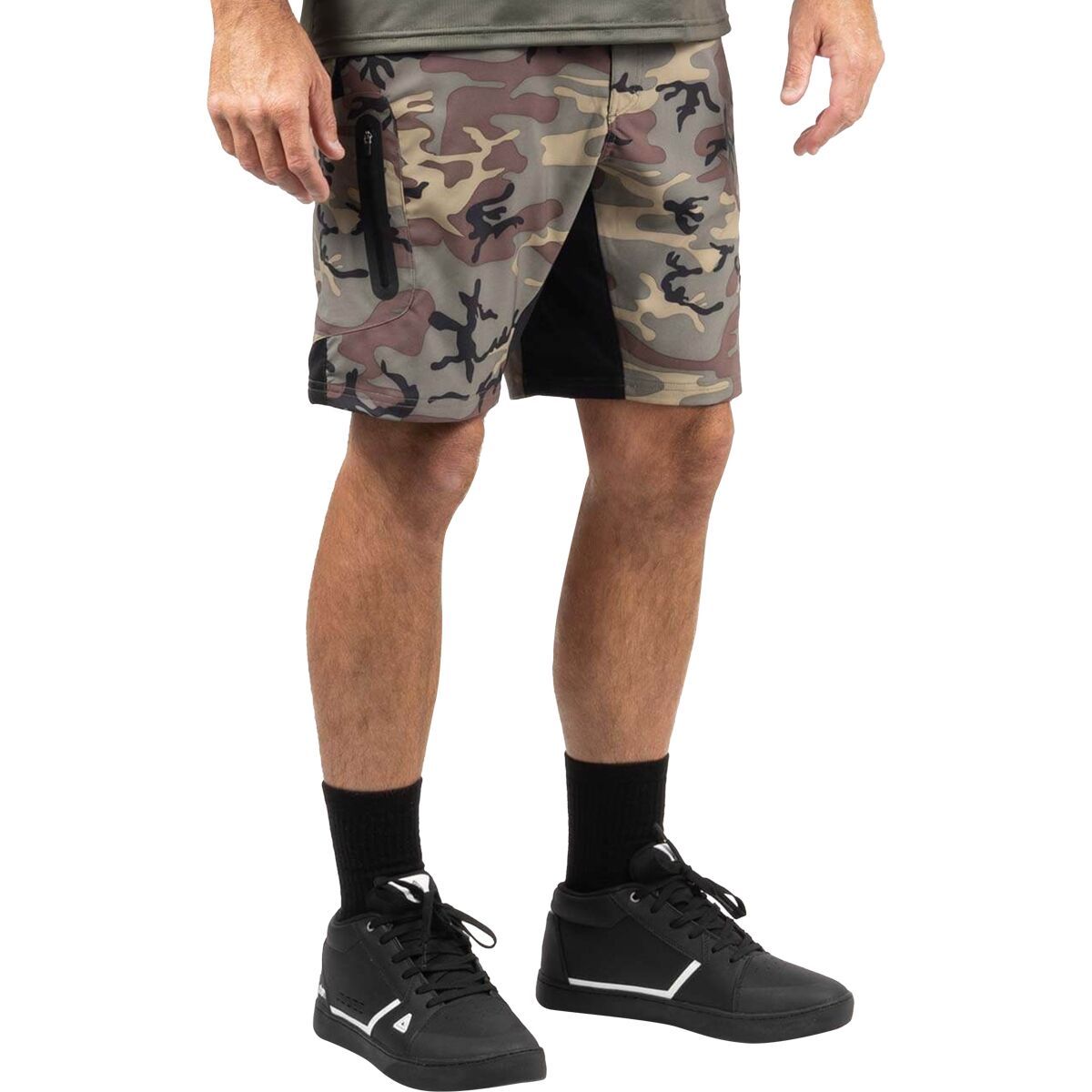 ZOIC Men's Ether 9 Camo Short in Green Camo - Size: Small