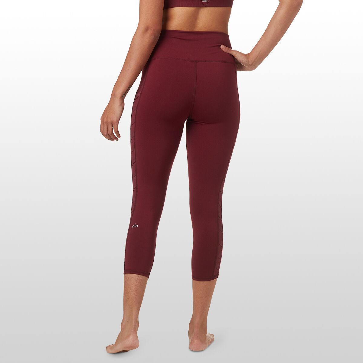 Alo Yoga Chevron Capri