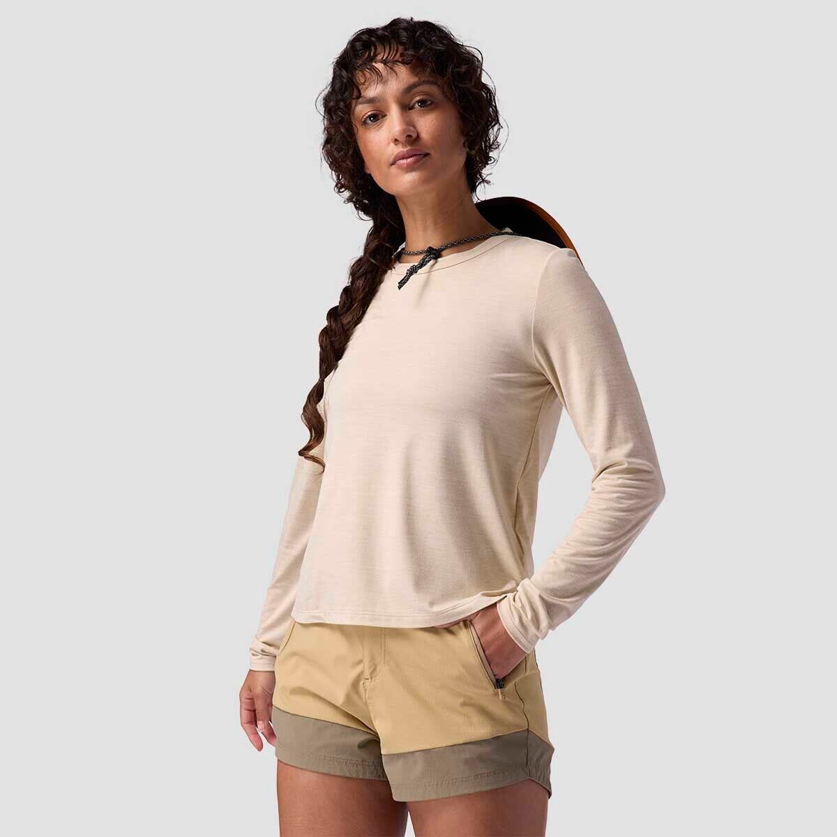 Backcountry Women's BGA Destination Long-Sleeve Shirt in Fog - Size: Small