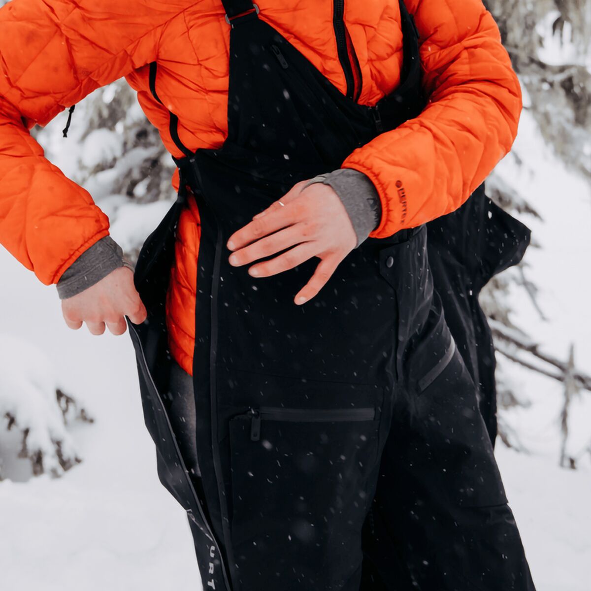 Burton AK Tusk GORE-TEX Pro 3L Hi-Top Bib Pant - Women's - Women