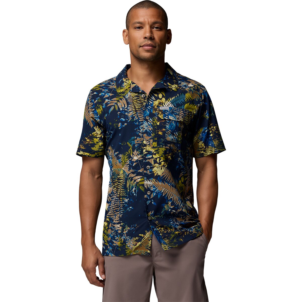 Columbia Men's Tech Trail Utility Printed Woven Short-Sleeve Shirt in Mountain Blue / Geofern Greenscape - Size: Large