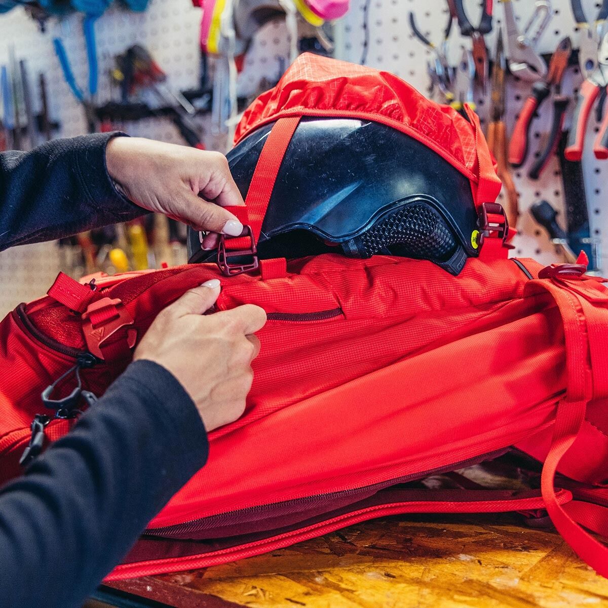 Gregory Targhee 32L Backpack - Hike & Camp
