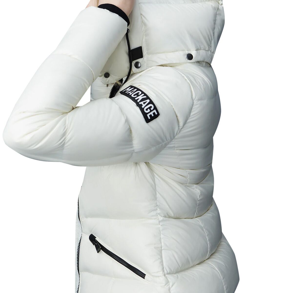 【日本完売】Mackage Madalynダウンジャケットwhite MACKAGEのホワイト Madalyn-V ダウンジャケットがセール中