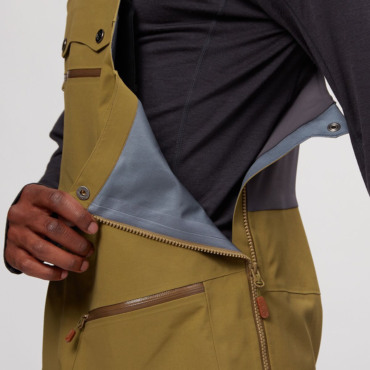 スキー Norrona tamok Gore-Tex Pro Bib (W) CAM.jpg