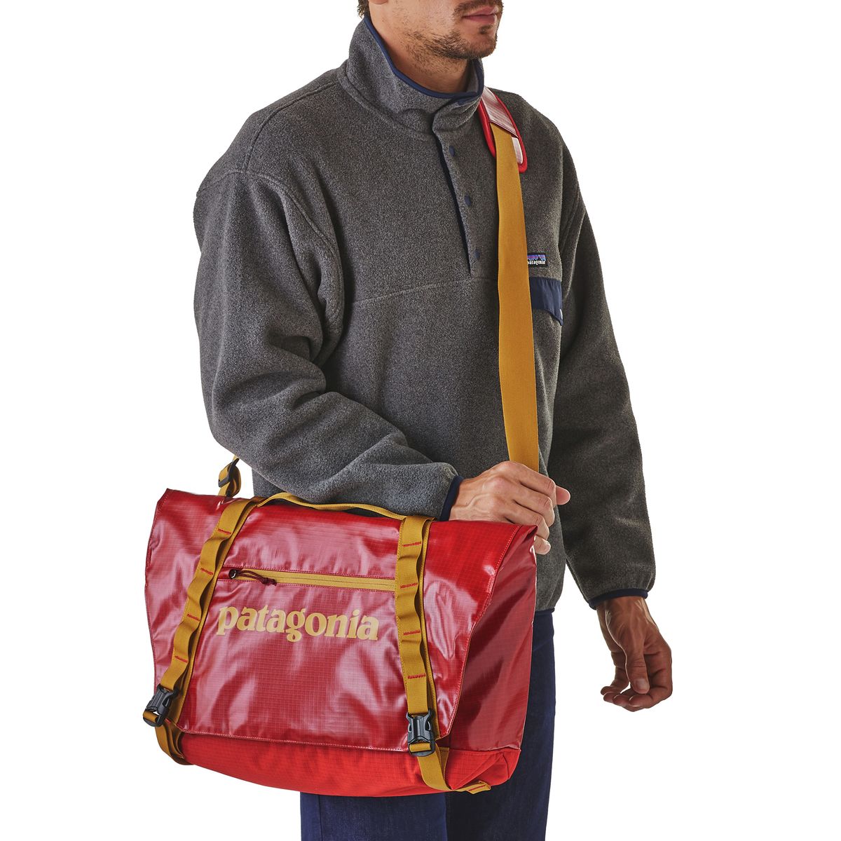 Patagonia Black Hole 24L Messenger Bag - Hike & Camp