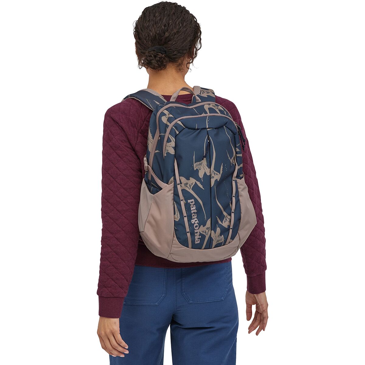 patagonia women's refugio 26l backpack Daypack Graze Green The Patagonia Refugio Day Pack 26L is an easygoing backpack designed to move effortlessly with your day Patagonia Refugio 26L Daypack