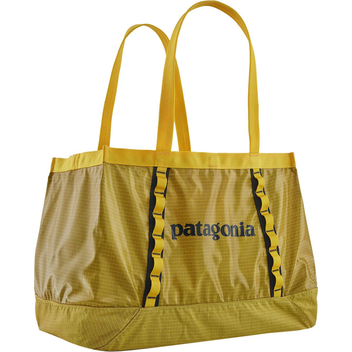 patagonia black hole tote 25l gypsum green - Pine Needle Made in a Fair Trade Certified factory Patagonia Black Hole 25L Tote