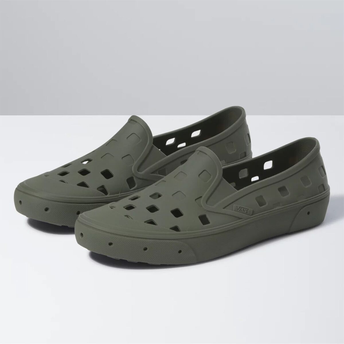 ?Vans trek on trek Slip-On Sandals Vans Trek Slip-On Sandal - Men main image 4