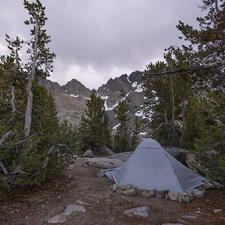 ALPS Mountaineering Felis 2 Tent: 2-Person 3-Season - Hike & Camp