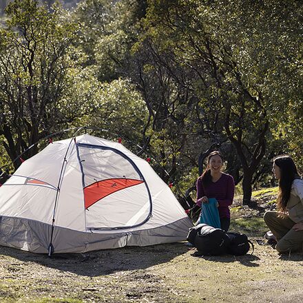 ALPS Mountaineering Taurus 2 Tent: 2-Person 3-Season - Hike & Camp