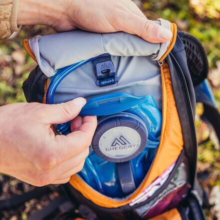 jansport backpack sticker CatSport Cat two spacious main compartments Fjallraven Abisko Hike 35 $51 - $100 Color:BLUE DUSK