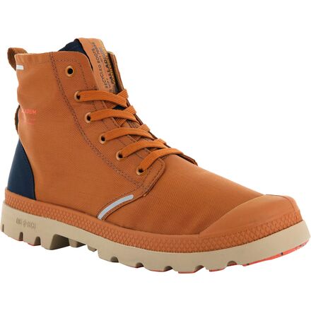 Palladium Pampa Lite+ Recyled WP+ Shoe - Men display picture 3